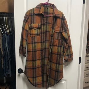Women’s XS Oversized Plaid Flannel Jacket